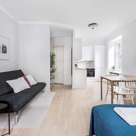 Wehost Modern Scandinavian Studio In Trendy Kallio เฮลซิงกิ ภายนอก รูปภาพ