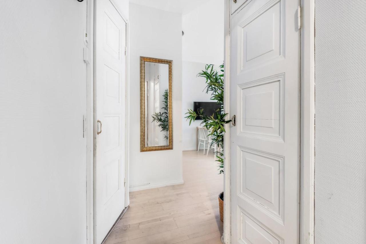 Wehost Modern Scandinavian Studio In Trendy Kallio เฮลซิงกิ ภายนอก รูปภาพ